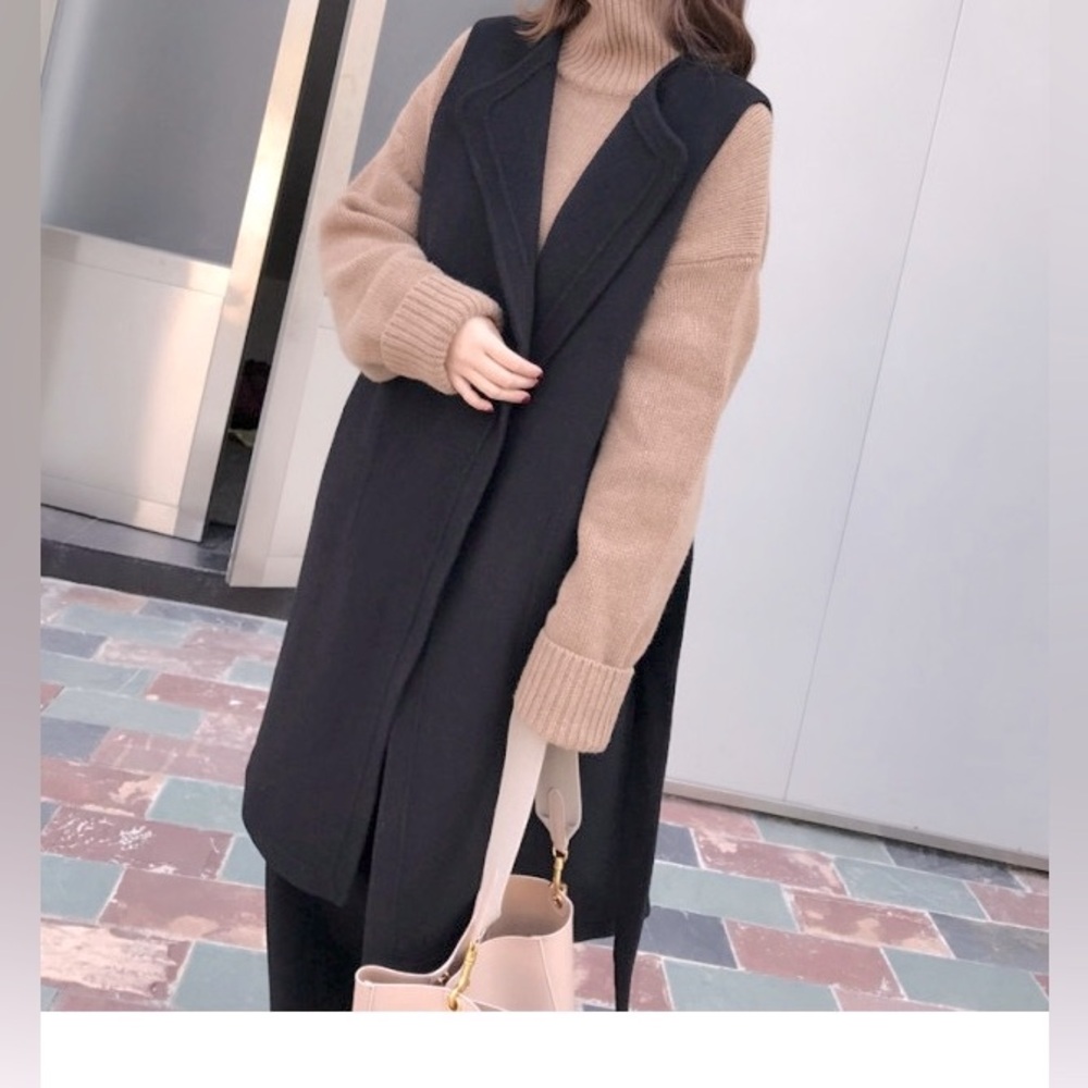 100% Wool Long Vest in Black